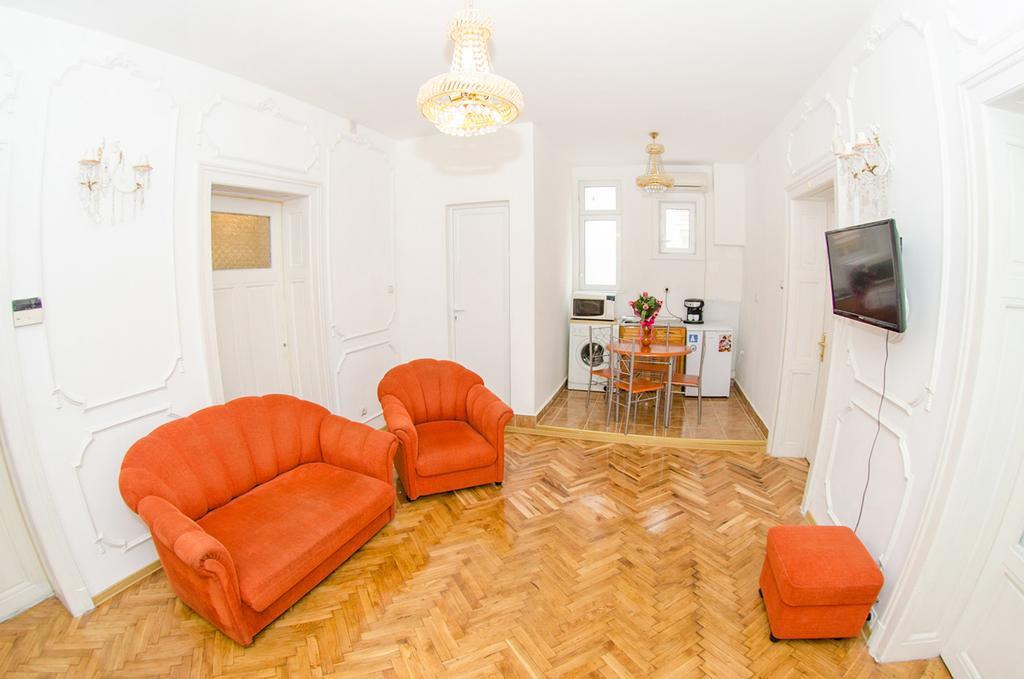 סופיה Central Guesthouse Five Corners מראה חיצוני תמונה