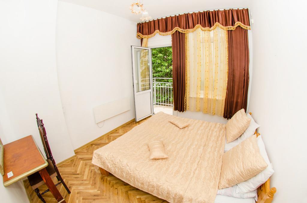 סופיה Central Guesthouse Five Corners מראה חיצוני תמונה