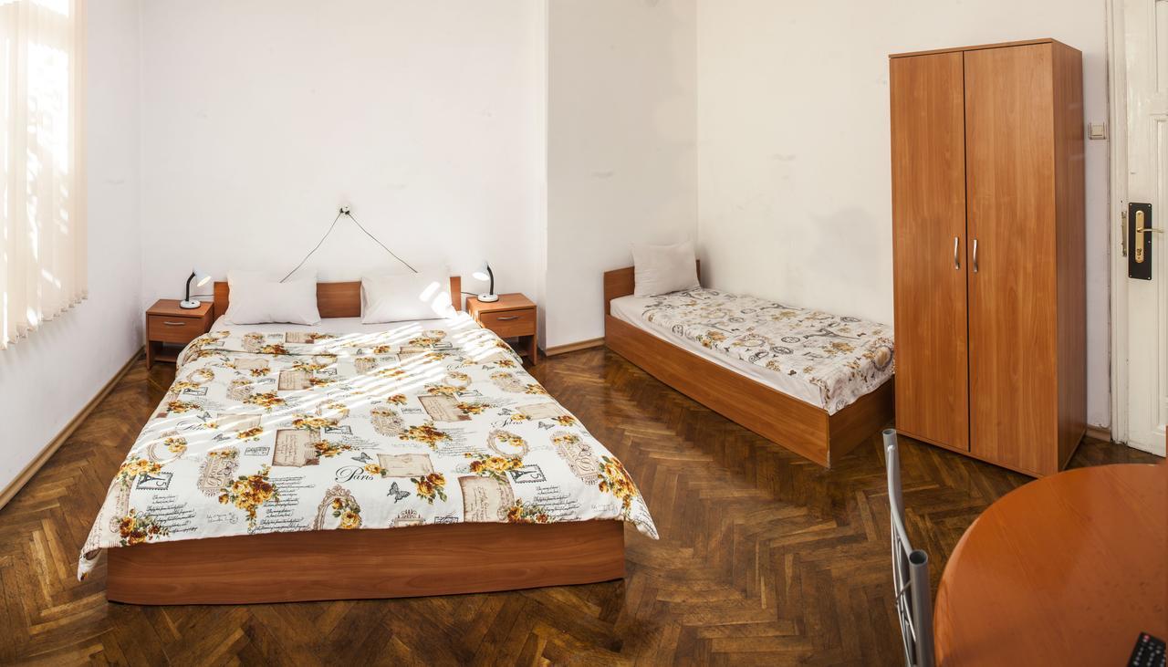 סופיה Central Guesthouse Five Corners מראה חיצוני תמונה