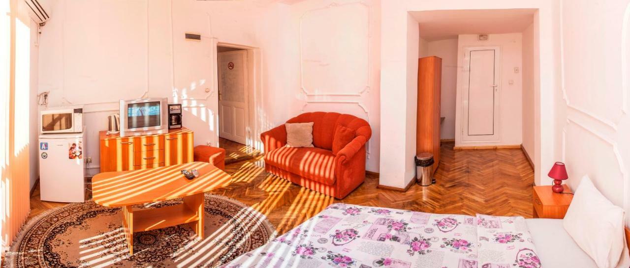 סופיה Central Guesthouse Five Corners מראה חיצוני תמונה